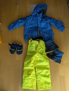 子ども用スキー・スノーボードウェアセット 120