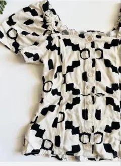 H&M ◆ブラウス　クロップド丈　パフスリーブ　オフショルダー　トップスのサムネイル