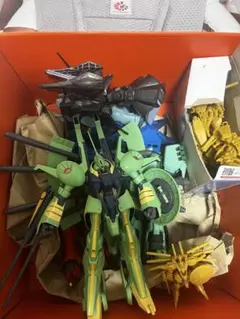 ガンプラ、ガンダムアーティファクトなど　ジャンクまとめ売り
