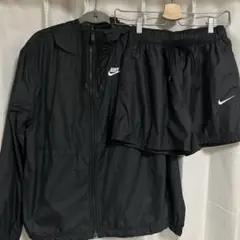 Nike ウィンドブレーカー ショートパンツ セット