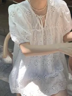 半袖ブラウス