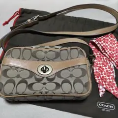 COACH コーチ　シグネチャー　ターンロック　ショルダー　スカーフ 袋付き