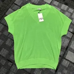 【新品】ZARA ザラ ニットベスト Vネック