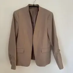 GU ノーカラージャケット ベージュ