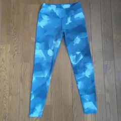 ユニクロ　エアリズム　UVカットソフトプリントレギンス　Sサイズ