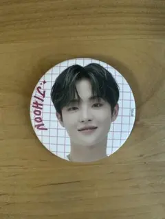 ジフン　treasure 缶バッジ　ポップアップ