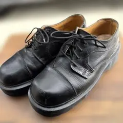 used英国製ドクターマーチン☆4ホールシューズ☆23センチ☆黒☆厚底