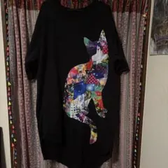ScoLar 猫柄 パッチワーク風縁取り刺繍半袖ロングTシャツ ワンピのサムネイル
