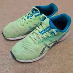 ASICS 　レーザービーム