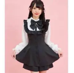 Secret Honeyレース袖フリルヨークセットアップ 黒のサムネイル