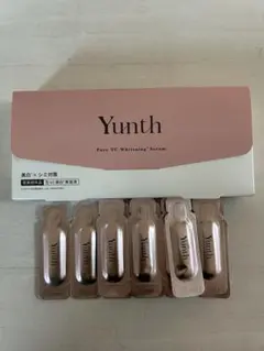 美容液Yunth Pure VC 1箱とバラ11個