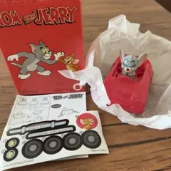 ハッピーセット　トムとジェリー　スポーツカー