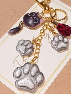 164 ネコ 肉球 タッセル ハンドメイドチャーム キーホルダー キーリング