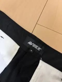 AYREX 新品ブラック カーゴパンツ Mサイズのサムネイル