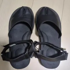 スイコック　SUICOKE 足袋サンダル黒のサムネイル