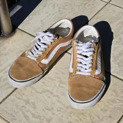 Item thumbnail for item 57123e3e-d38e-48be-8348-90bea150494e