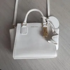 Samantha Thavasa ホワイトショルダーバッグ