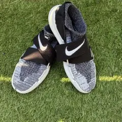 NIKE FREE RN MOTION キッズスニーカー22.5！早い者勝ち！