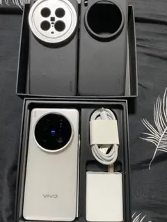 VIVO X200 ULTRA 16/512GB WHITEのサムネイル