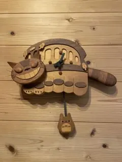 木製トトロ猫バス掛け時計 GBL】となりのトトロ ネコバス振り子時計 | どんぐり共和国そら