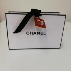 CHANEL ハンドクリームギフト袋 ハート型チャーム付き 説明書、ギフト袋のみ