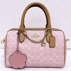COACH ローアンサッチェルバッグ・シグネチャーキャンバスチャーム