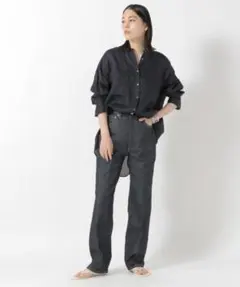 定価約2万 美品【woadblue】リジッドハイライズストレートデニムのサムネイル