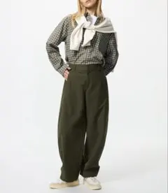 UNIQLOジャージーバレルレッグパンツ/カーキ