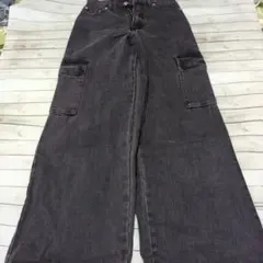 ダークグレー ワイドレッグデニム　Sサイズ