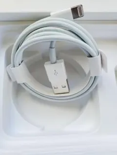 iPhone 純正 ライトニングケーブル　新品未使用