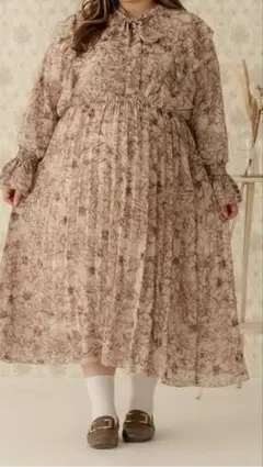 ルオシー　ボウタイフリルプリーツワンピース　 4L 大きいサイズ