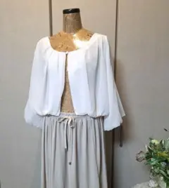 更にお値下げ❗未使用❕あむう レース付きシ フォンボレロ