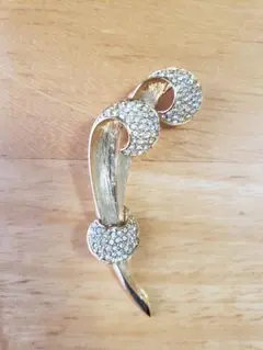 ゴールドクリスタル装飾ブローチ