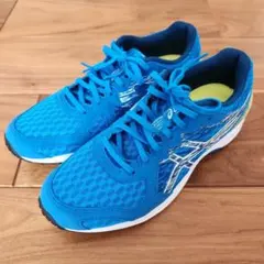 美品 アシックス asics ランニングシューズ LYTERACER 26.0