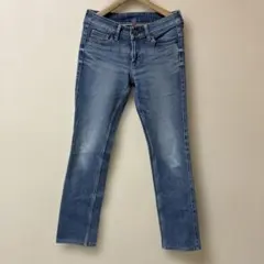 ユニクロ　デニムパンツ