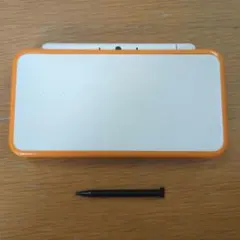 Newニンテンドー2DS LL ホワイト×オレンジ