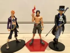 ワンピース　エース&マルコ＆サボ　フィギュア　セット売り