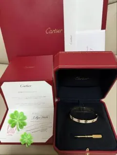 カルティエLOVEブレスレットのサムネイル