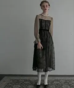 BONLECILL noir ベロアパイピング　フラワーレースドレス