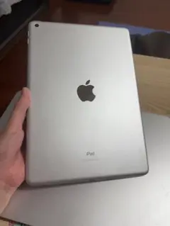 iPad 第8世代 10.2インチ （Wi-Fiモデル / 128GB）