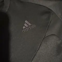 adidasティシャツ Tシャツ