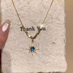 星形ペンダント ネックレス 青いストーン