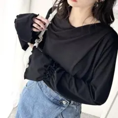 さ*と様 キャンディースリーブオフショルダードレープネックリブトップス