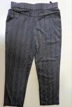 グレーと青のストライプパンツ夏用