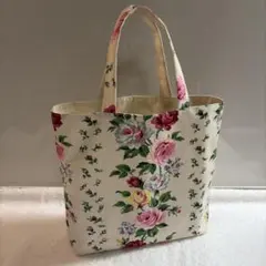 ハンドメイド　トートバッグ　生地　ローラアシュレイ