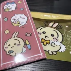 ちいかわ　セブンイレブン　フラットケース　ちいかわ　ハチワレ　うさぎ