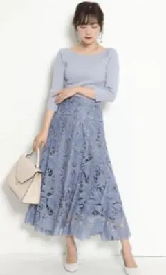 JUSGLITTY★ レース刺繍フレアスカート★0のサムネイル