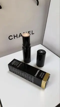 CHANEL BAUME ESSENTIEL SCULPTINGのサムネイル