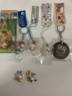 ハローキティ ご当地ストラップ　他