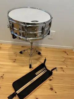 Pearl スネアドラム Mirror Chrome Steel Shell